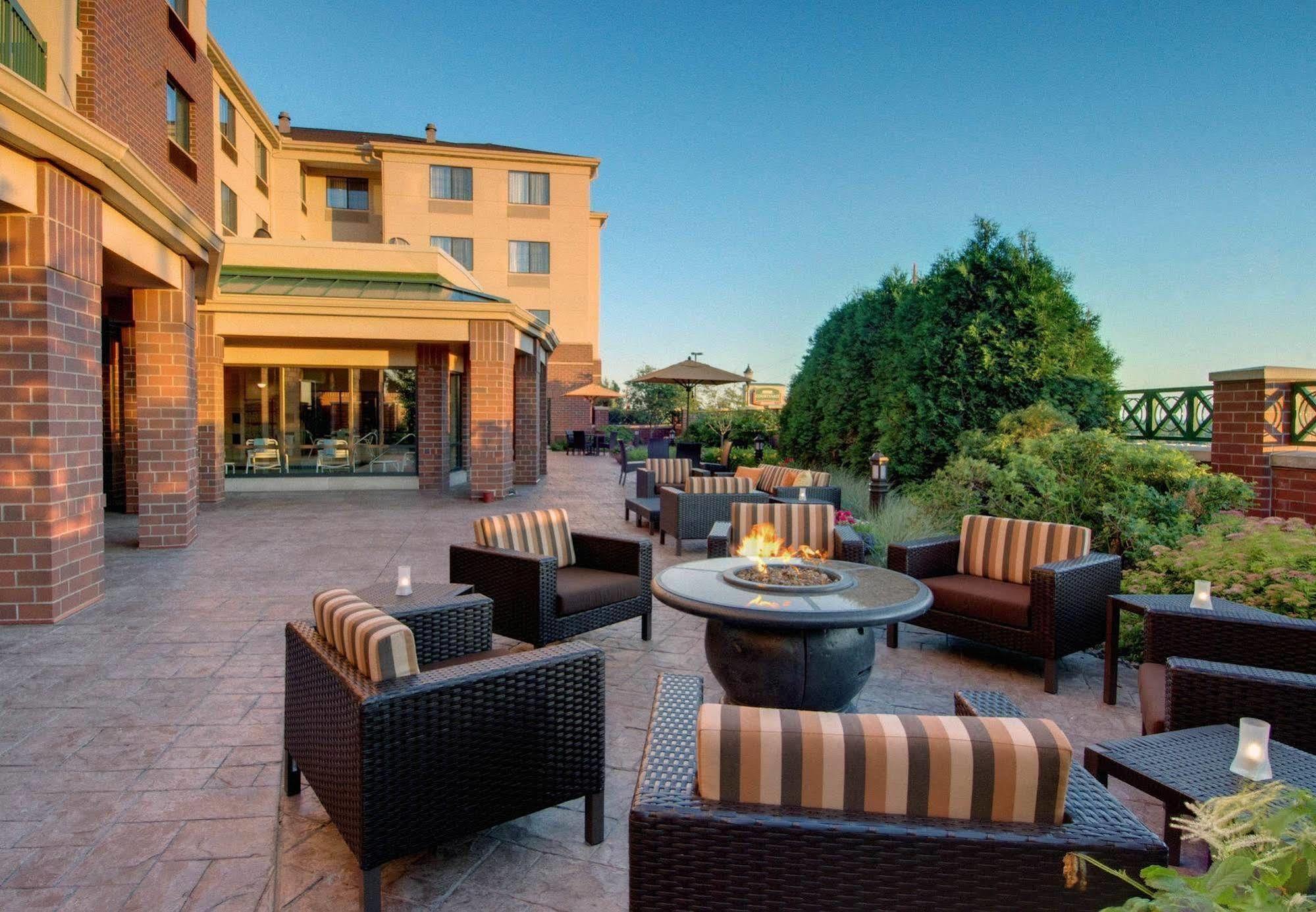 Hotel Courtyard By Marriott Madison East Zewnętrze zdjęcie